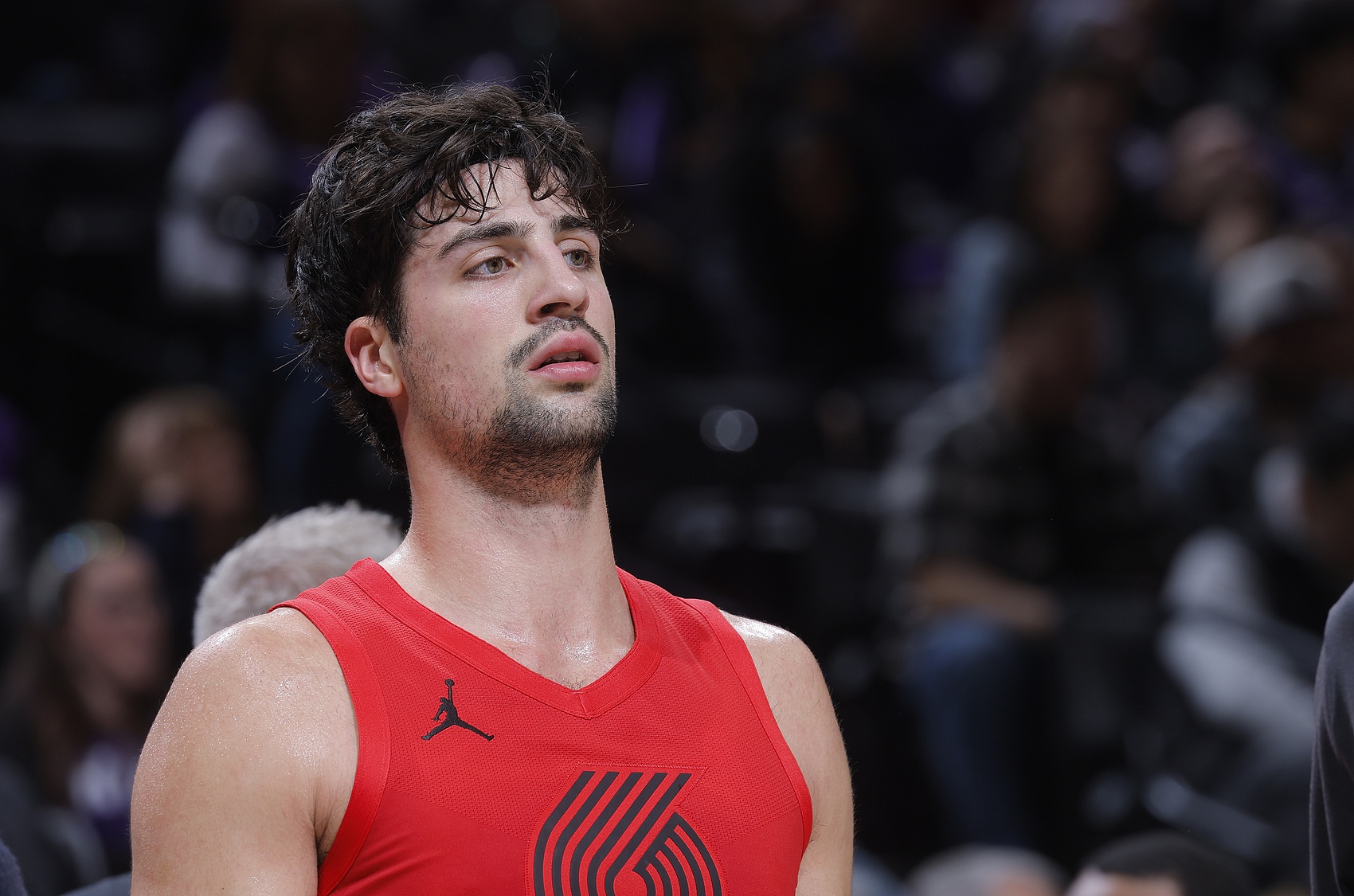 乐鱼体育下载-把锅背好！阿夫迪亚19中7&amp;三分12投仅2中 还有7失误！