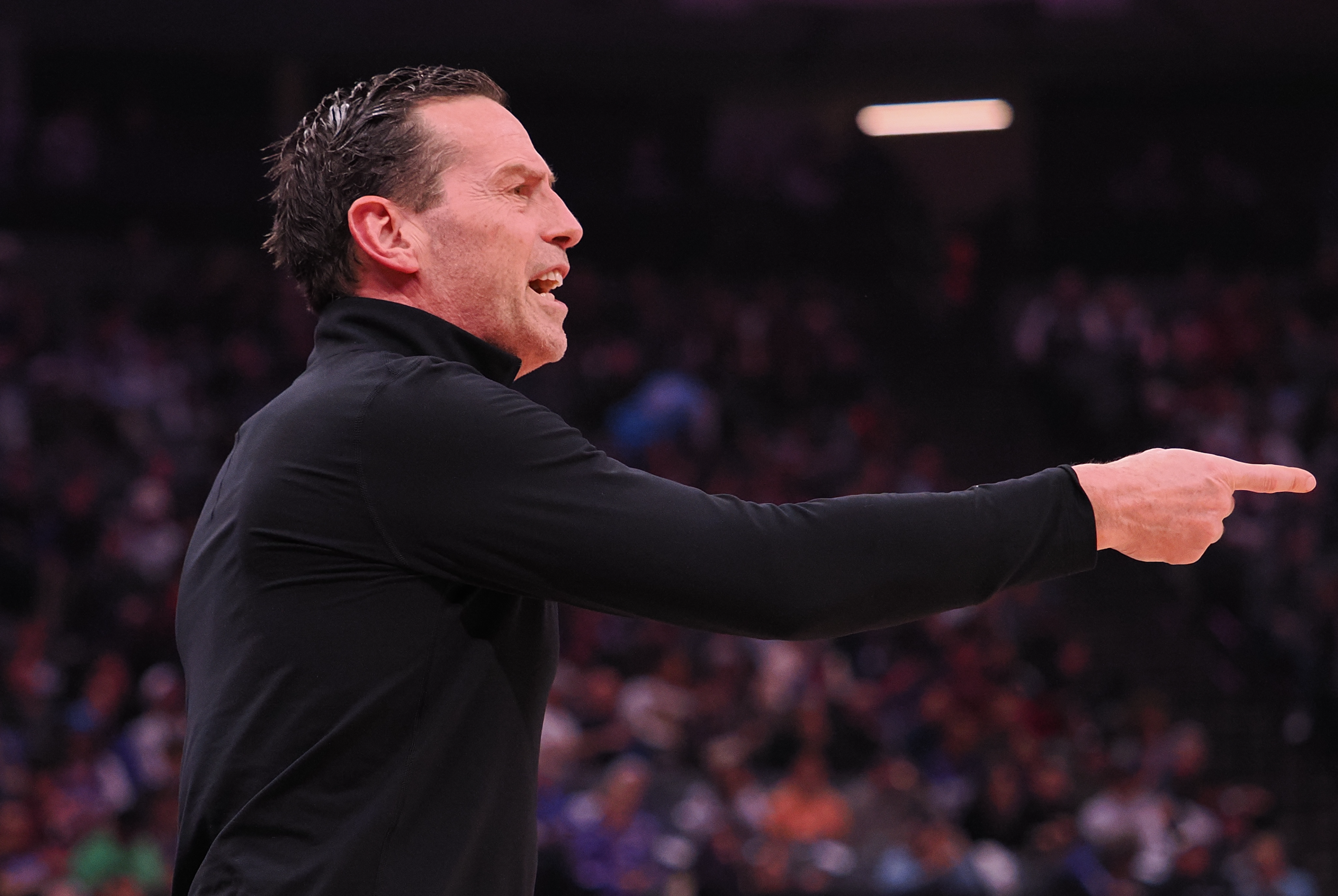 乐鱼体育APP-骑士为何惨败？哈登莫布里表现欠佳？教练防守战术出现问题？|阿特金森|独行侠|NBA常规赛|詹姆斯·哈登|克利夫兰骑士队_新浪体育_新浪新闻